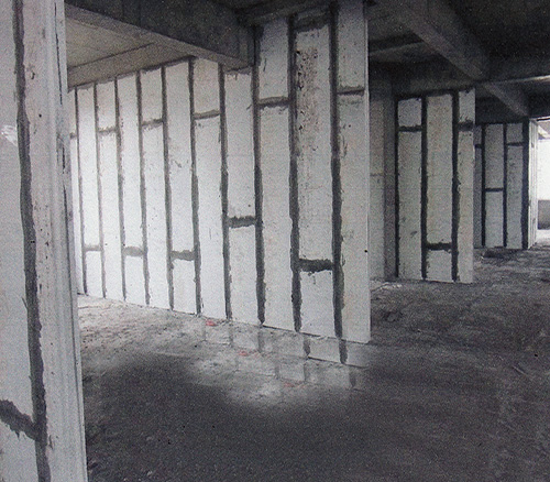 **平安轻质隔墙板 轻质建筑材料的安全之选**